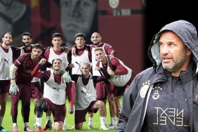 galatasarayda-pes-pese-ayriliklar-transferin-bitmesine-1-gun-kala-dikkat-ceken-detay-AMsvwayc.jpg