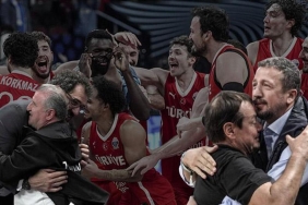 hidayet-turkoglu-ile-osman-askin-bak-yunanistan-maci-sonrasi-konustu-ug2kMWi3.jpg