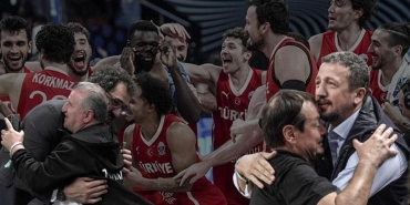hidayet-turkoglu-ile-osman-askin-bak-yunanistan-maci-sonrasi-konustu-ug2kMWi3.jpg