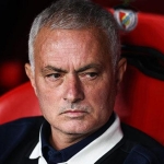 jose-mourinho-fanatike-konustu-verdigim-roportaj-fenerbahce-ile-ilgili-degil-PgAGLM5s.jpg