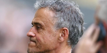 luis-enrique-bisiklet-kazasi-gecirdi-ameliyat-edilecek-i5aC1D6V.jpg