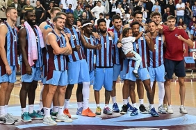 trabzonspor-potalara-18-sayilik-galibiyetle-dondu-eUpJXcPH.jpg