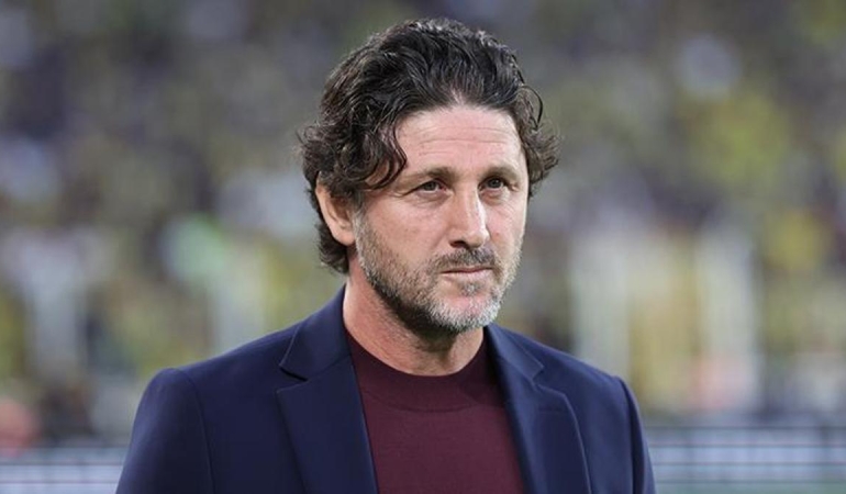 trabzonsporda-fatih-tekkeden-fenerbahce-macinin-devre-arasinda-motivasyon-konusmasi-wsOAXkz5.jpg