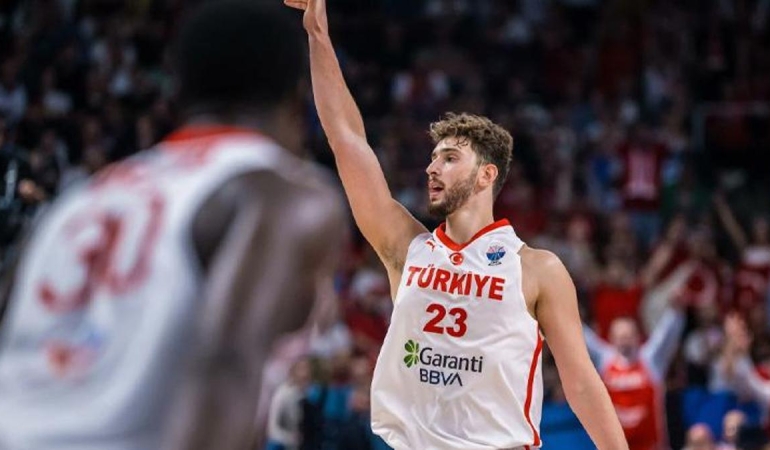 turkiye-almanya-eurobasket-finaline-yogun-ilgi-yeni-internet-veri-trafigi-rekoru-kirildi-YdaLt8dI.jpg