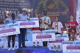 yilin-en-anlamli-kosusu-antalyada-gerceklesti-qFviq3Fg.jpg