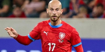 besiktasin-yildizi-cildirdi-muhabirin-sorusu-sonrasi-ortalik-karisti-BPu1f3rb.jpg