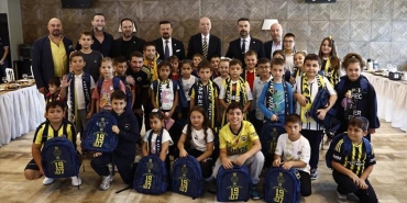 fenerbahcenin-yeni-sosyal-projesi-hayata-gecti-her-deplasman-bir-okul-Lfq3vKjM.jpg