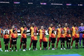 galatasaraydan-besiktasa-liverpool-tarifesi-FPXl4AJe.jpg