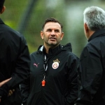 goztepe-maci-oncesi-galatasaray-orta-sahasinda-kriz-korkulan-oldu-kYg6SN2f.jpg