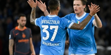 napoli-interi-3-1-yenerek-serie-ada-liderlige-yukseldi-rmUe7W1I.jpg