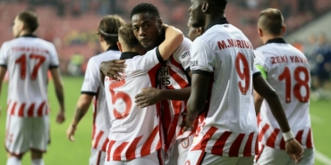 samsunspor-konferans-liginde-kayipsiz-gidiyor-jkxk5Q8m.jpg