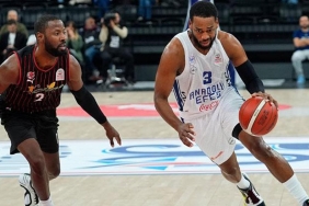 anadolu-efes-6-haftada-manisa-basketi-32-sayi-farkla-gecti-6da-6-yapti-JYHQBDZn.jpg