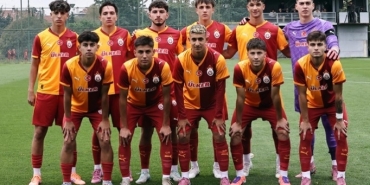 galatasaray-u19-ajax-u19a-farkli-kaybetti-7LQsOBc2.jpg