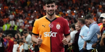 galatasarayda-tepki-sonrasi-kesik-yusuf-demir-EUOUr1VC.jpg