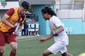 uefa-genclik-liginde-gollu-beraberlik-galatasaray-union-saint-gilloiseya-dis-geciremedi-lXataE1l.jpg