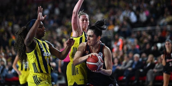30. Kadınlar Cumhurbaşkanlığı Kupası Fenerbahçe Opet’in! Fenerbahçe Opet – ÇBK Mersin maçı sonucu: 104-77