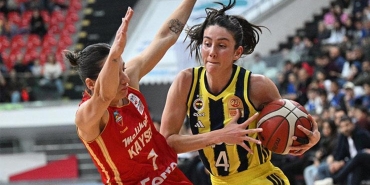 fenerbahce-deplasmanda-rahat-kazandi-pUGscGWx.jpg