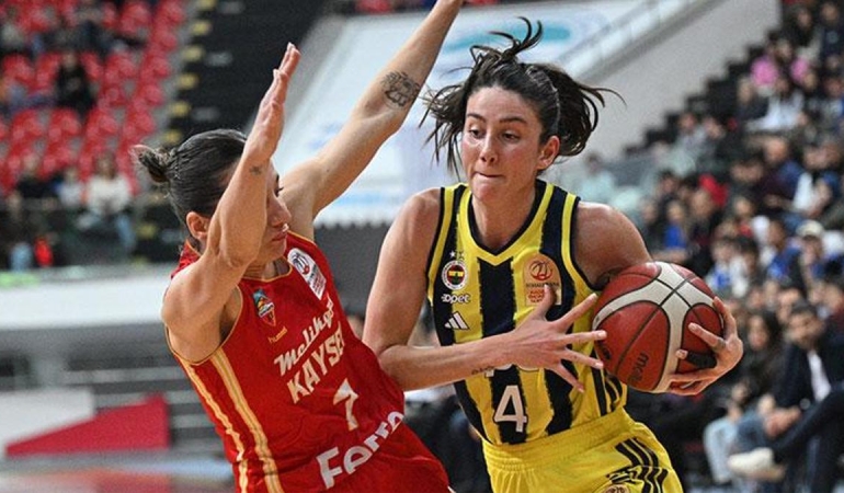 fenerbahce-deplasmanda-rahat-kazandi-pUGscGWx.jpg
