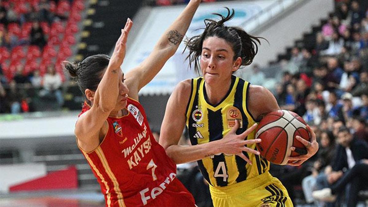 fenerbahce-deplasmanda-rahat-kazandi-pUGscGWx.jpg
