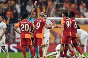 galatasaray-hakem-jose-sanchezi-uefaya-sikayet-etti-juk8MfLr.jpg