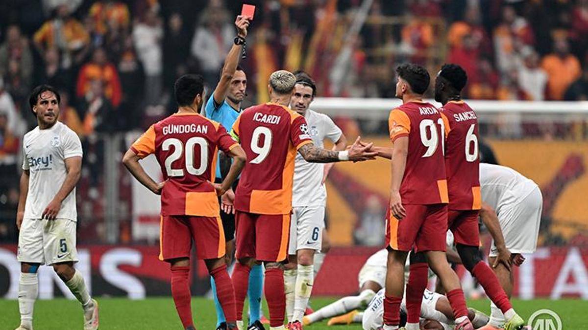 galatasaray-hakem-jose-sanchezi-uefaya-sikayet-etti-juk8MfLr.jpg