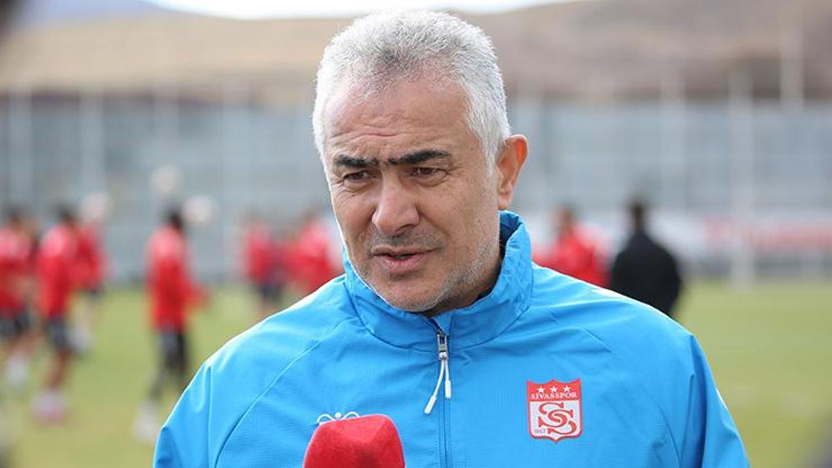 sivasspor-teknik-direktoru-mehmet-altiparmak-hedefi-acikladi-WVXOhZdn.jpg
