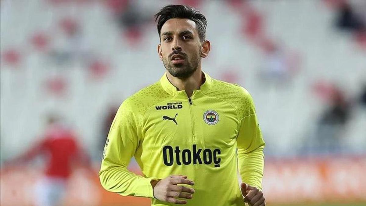 super-lig-devinden-irfan-can-kahveci-bombasi-transferde-son-dakika-mvG5kzrt.jpg